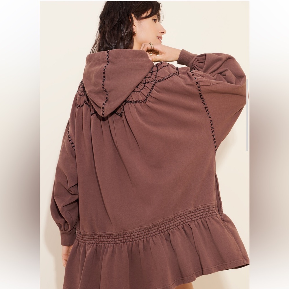 Marty Smocked Hooded
Dress
Free People - Picture 4 of 11